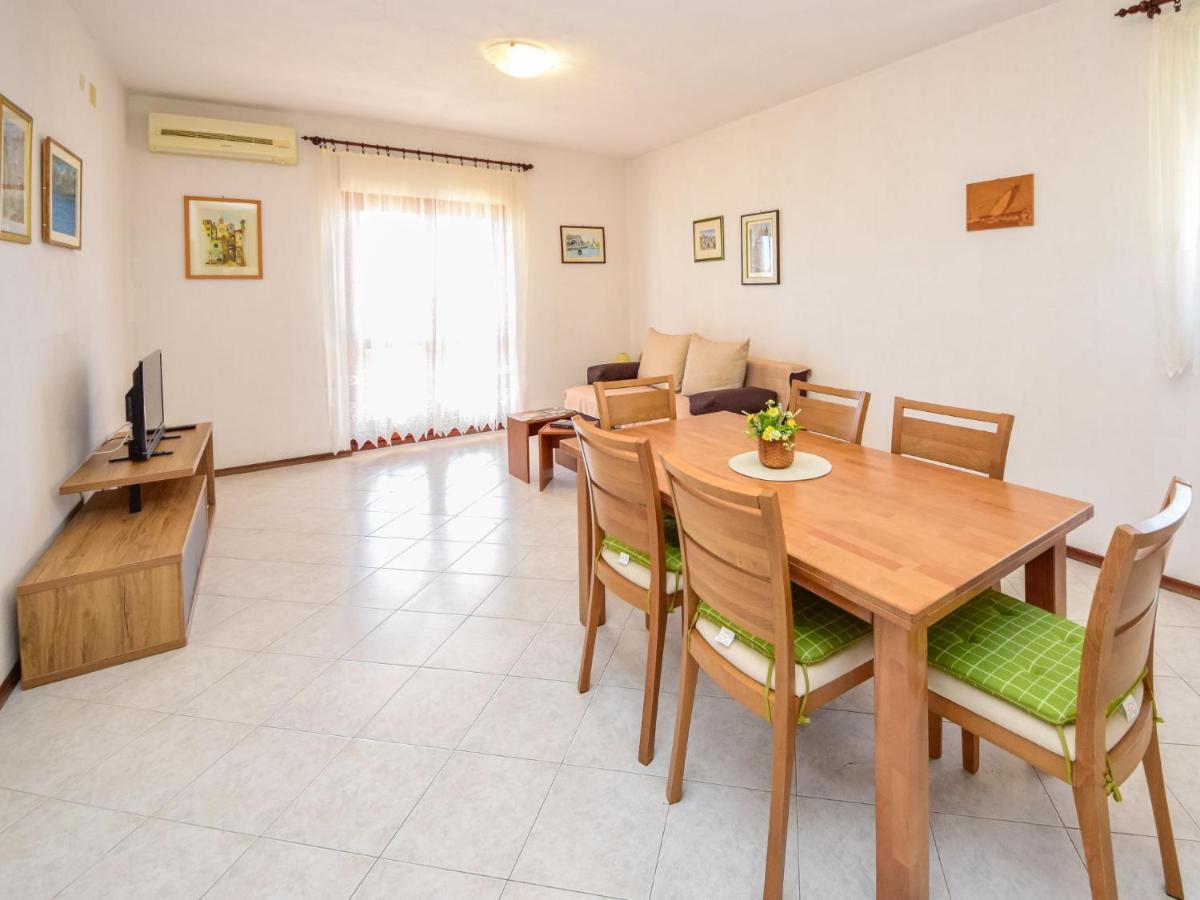 Apartment Lucija-1 By Interhome Trogir Eksteriør bilde